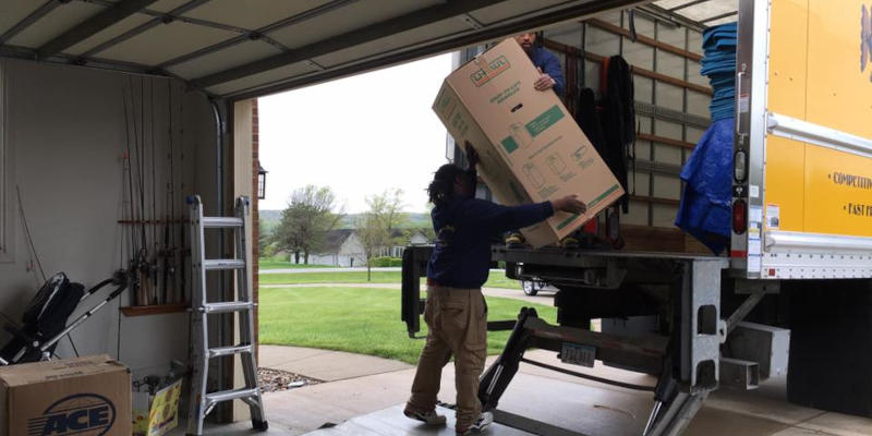 Movers in Des Moines, Iowa